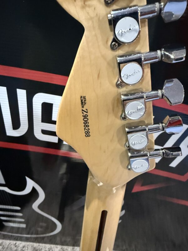 2009 USA FENDER STRAT - Image 10