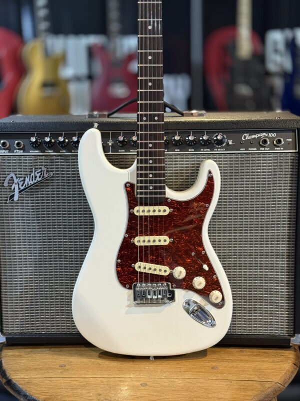 2009 USA FENDER STRAT - Image 8