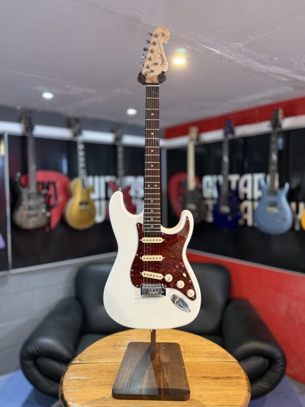2009 USA FENDER STRAT - Image 6