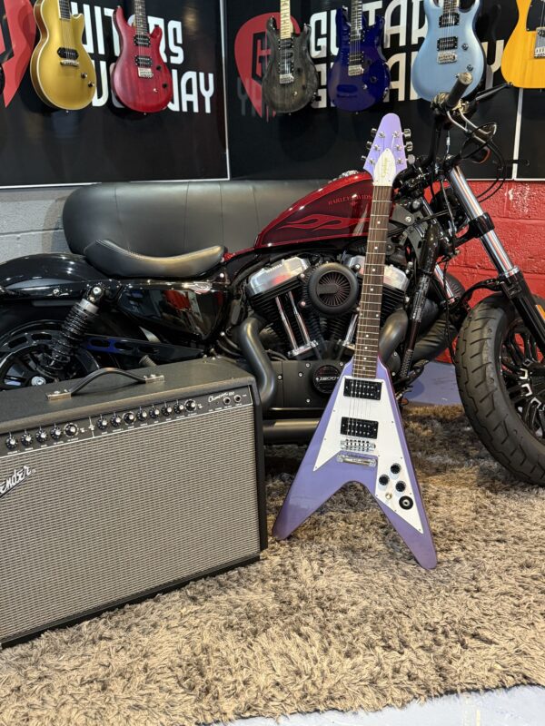 Epiphone Kirk Hammett 1979 Flying V Purple Metallic - Image 7