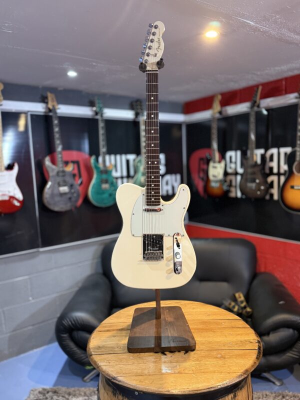 2016 Limited Edition American Standard Telecaster® Matching Headstock - Image 16