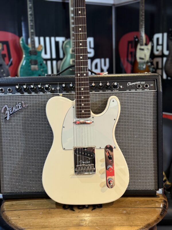 2016 Limited Edition American Standard Telecaster® Matching Headstock - Image 11