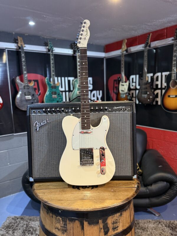 2016 Limited Edition American Standard Telecaster® Matching Headstock - Image 10