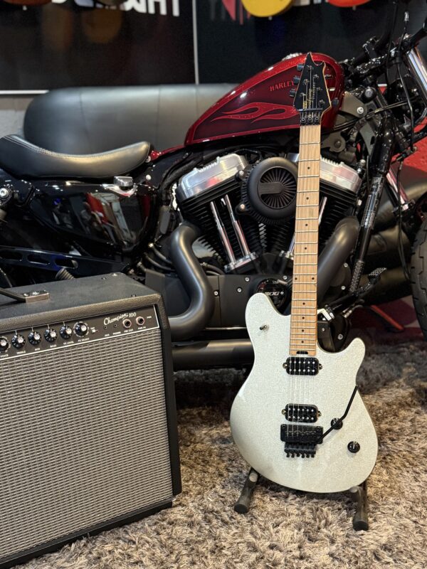 EVH WOLFGANG IN SILVERSPAKLE - Image 7
