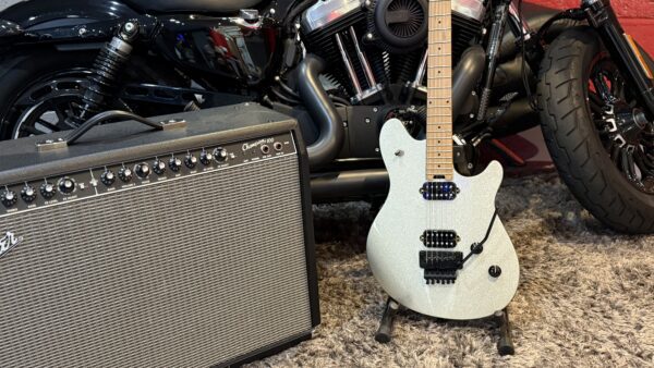 EVH WOLFGANG IN SILVERSPAKLE - Image 5