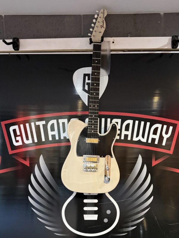 NEW FENDER GOLD FOIL TELECASTER - Image 6