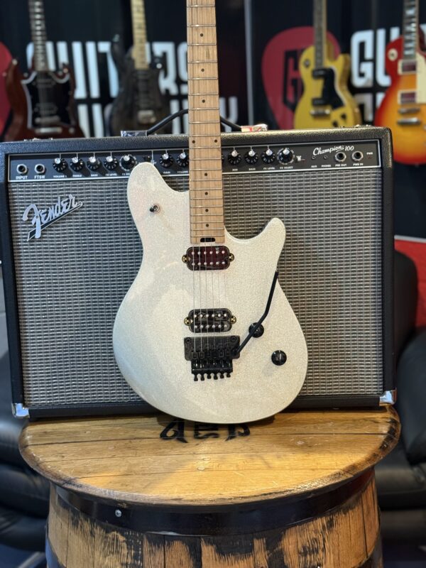 EVH WOLFGANG IN SILVERSPAKLE - Image 3